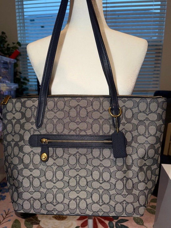 Coach Handbags - NWOT Coach Navy and Gray Signature Jacquard Tote and matching Wallet